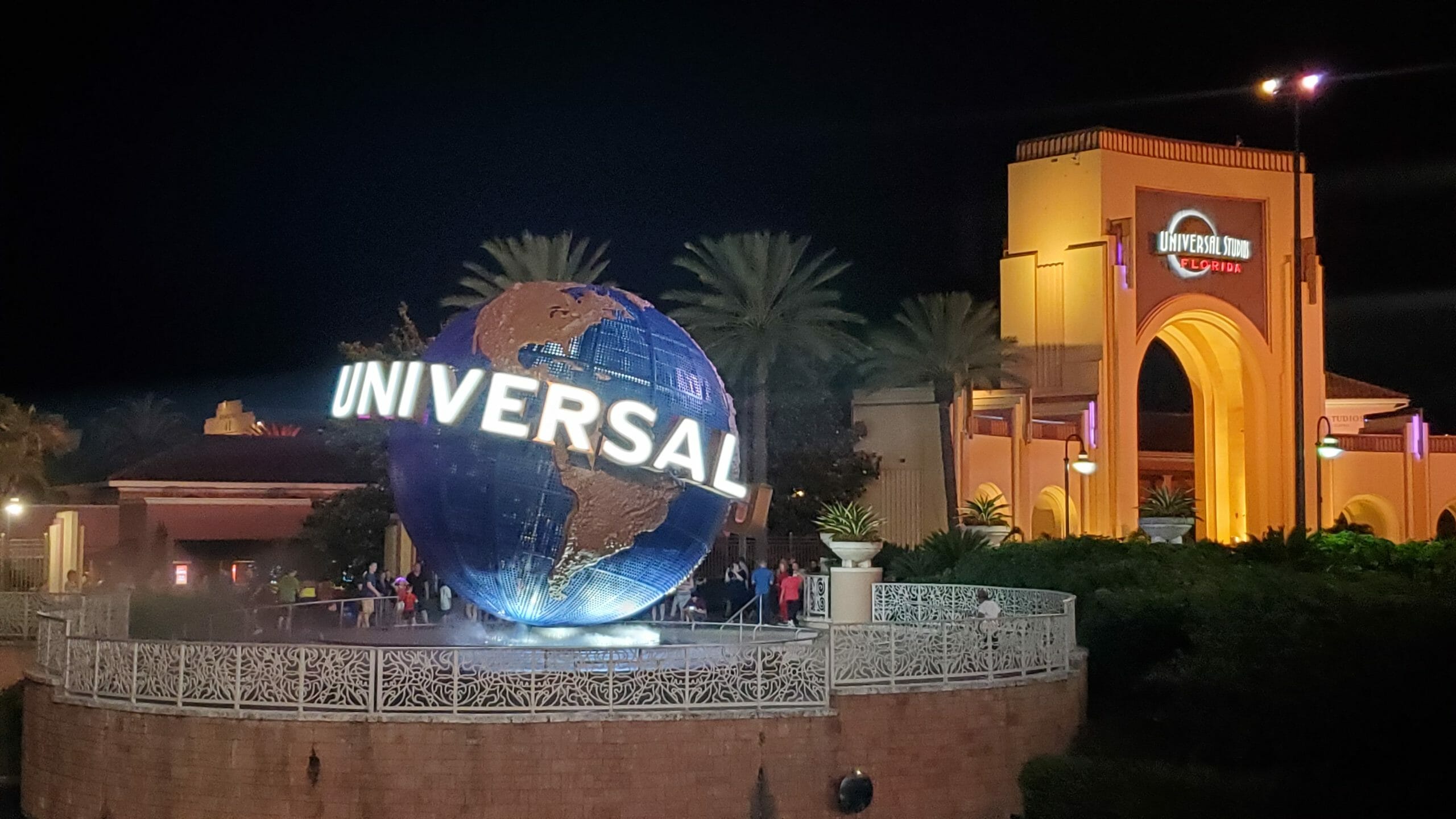 Universal Orlando Resort to Reopen